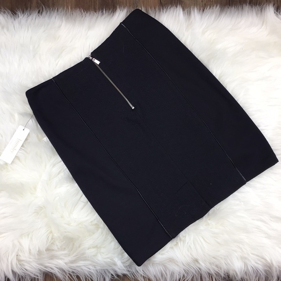 Laundry by Shelli Segal Mixed Panel Fabric Skirt 2 - Picture 7 of 8